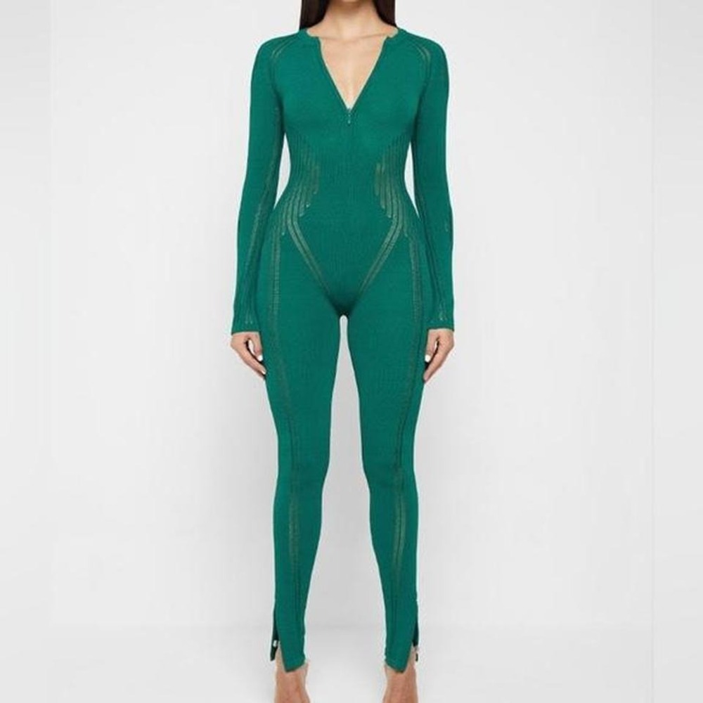 Maniere De Voir Emerald Green Pointelle Knit Zip Front Bodycon Jumpsuit Size M
